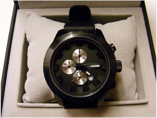 Custom Stainless Steel Men AD396BKK Watch